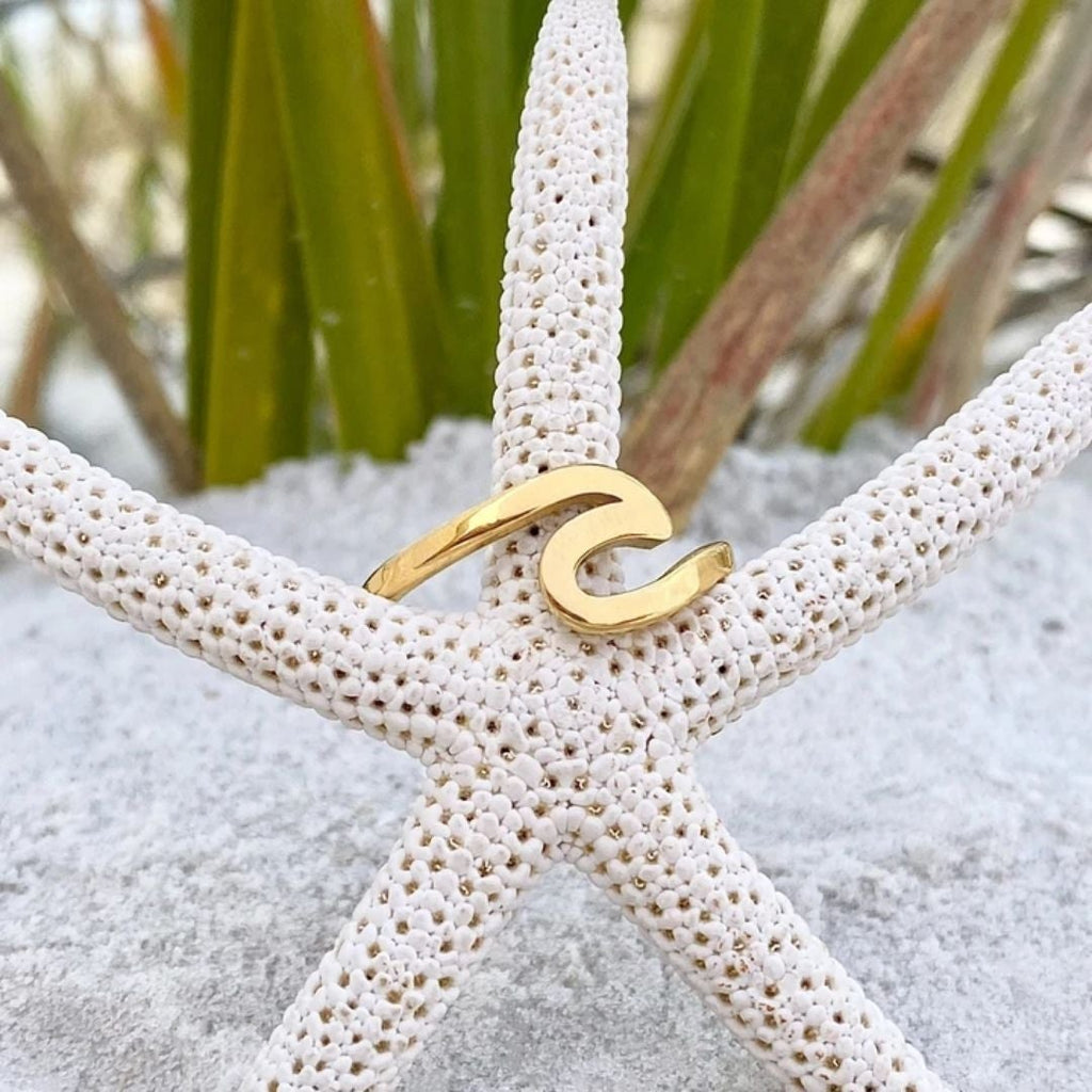 Sea Wave Ring in Gold