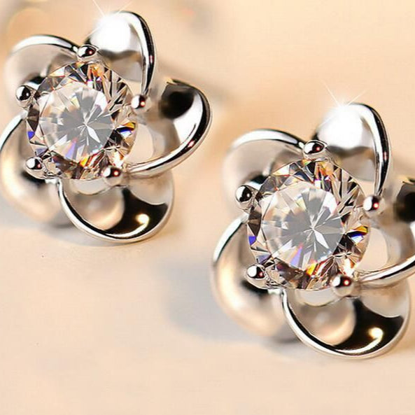 Vintage Bright Silver Flower Earrings