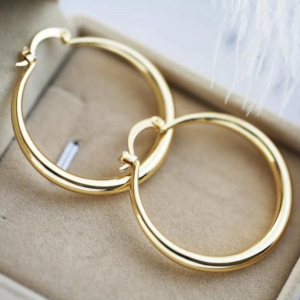 Large Classic Hoop Earrings in Gold