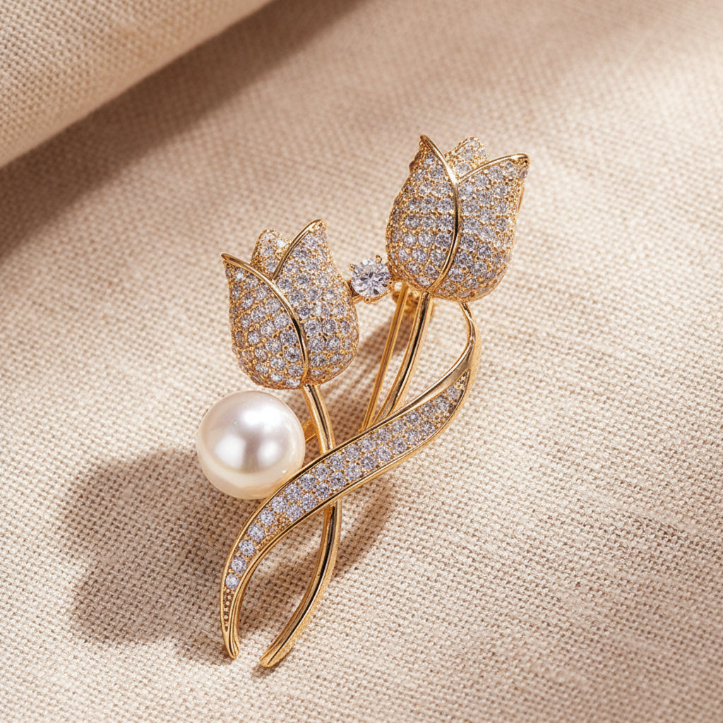 Tulip Brooch with Shiny Tulip Pearl in Gold and Silver
