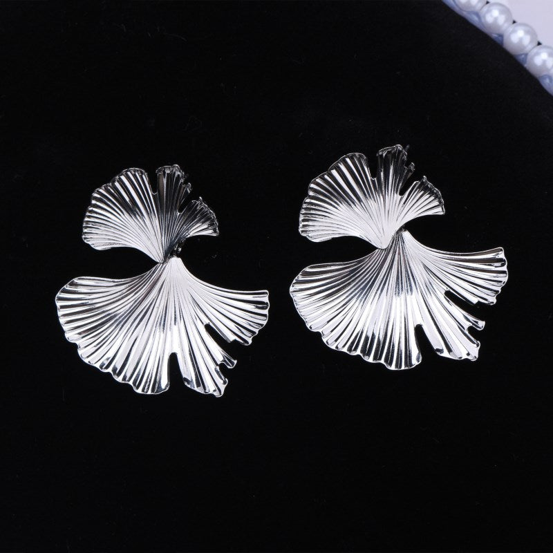 Ginkgo Leaf Earrings in Gold