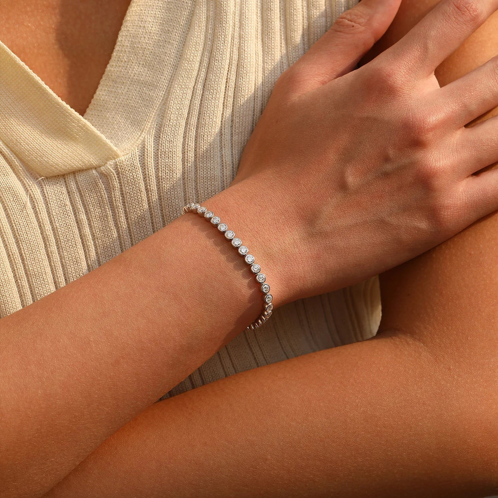 Round Moissanite Tennis Bracelet in Sterling Silver