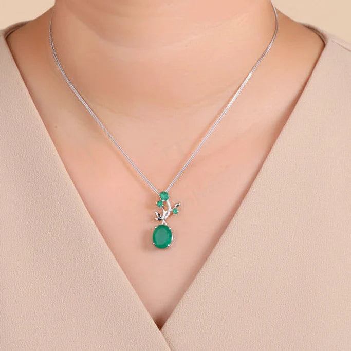 Natural Green Agate Pendant Necklace in Sterling Silver