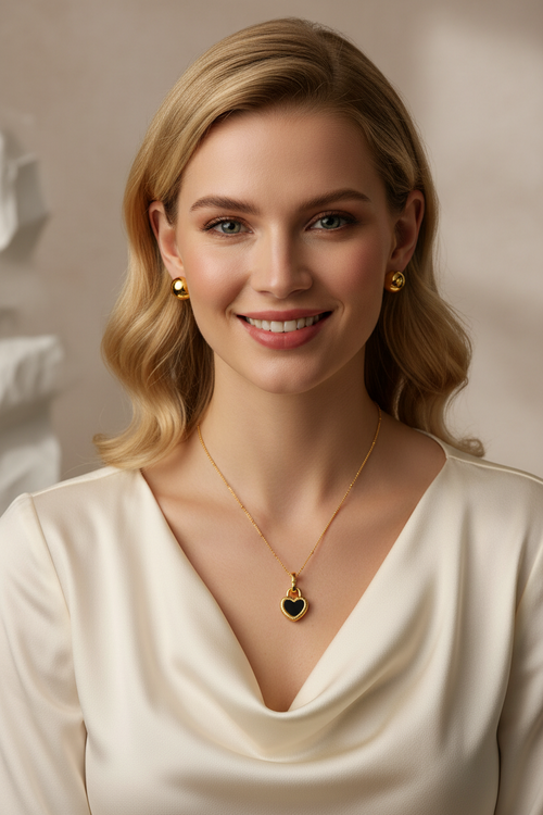 Black and White Heart Pendant Necklace in Gold