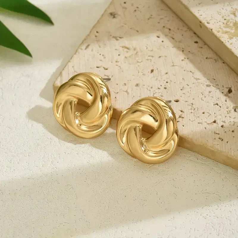 Vintage Spiral Golden Earrings