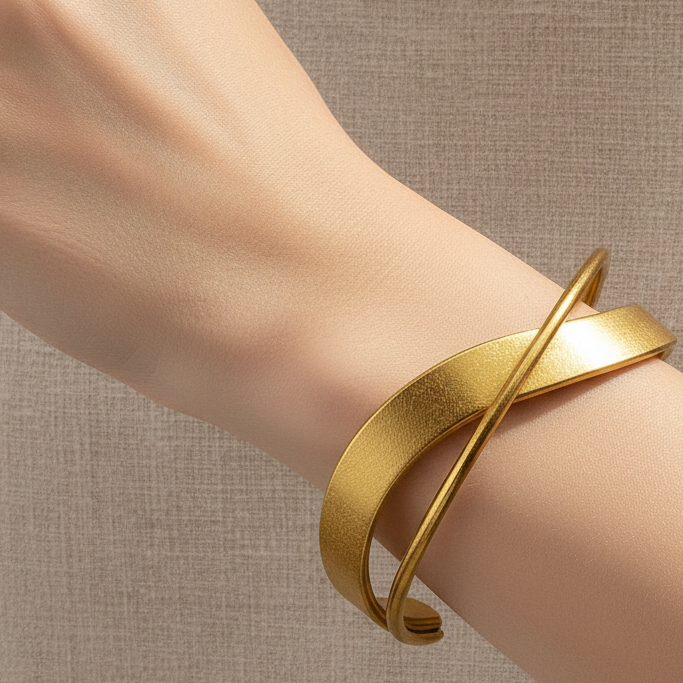 Gold Wavy Bracelet