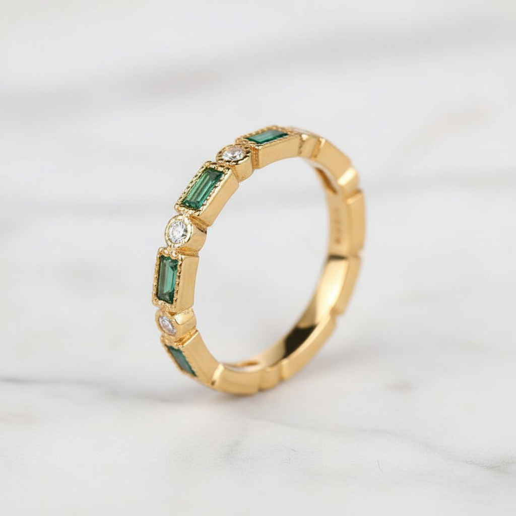 Vintage Green Inlaid Zirconia Gold Ring